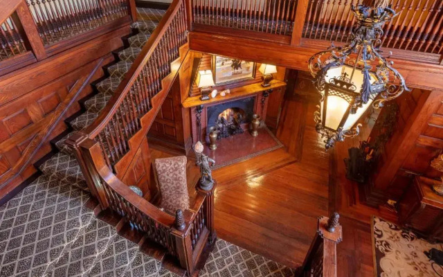 Ivy Lodge Bed & Breakfast