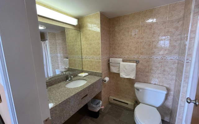 Sea Palace Inn