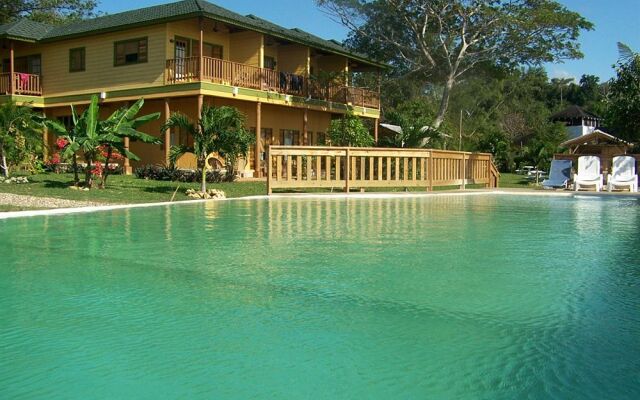 Rhodes Beach Resort Negril