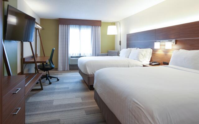 Holiday Inn Express Hotel & Suites Cincinnati Se Newport, an IHG Hotel