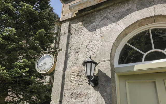 Trefoil Cottage