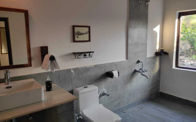 Saccharum Safari Lodge