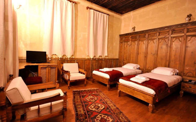 Has Cave Konak