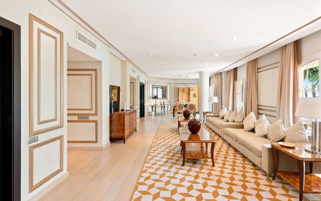 Las Dunas Grand Luxury Hotel