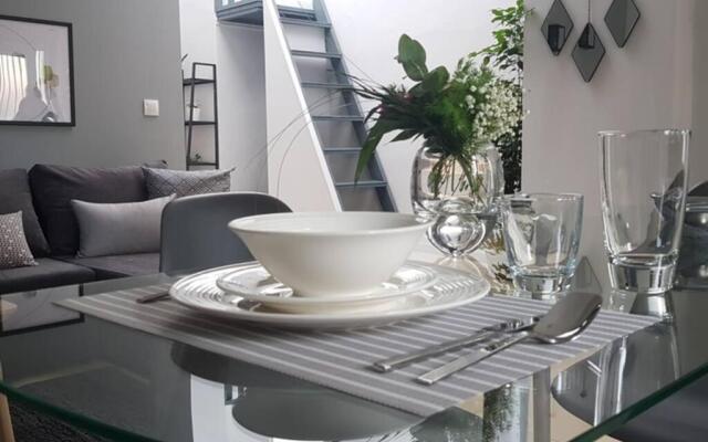 Apt22 stylish apartment close of Heraklion center