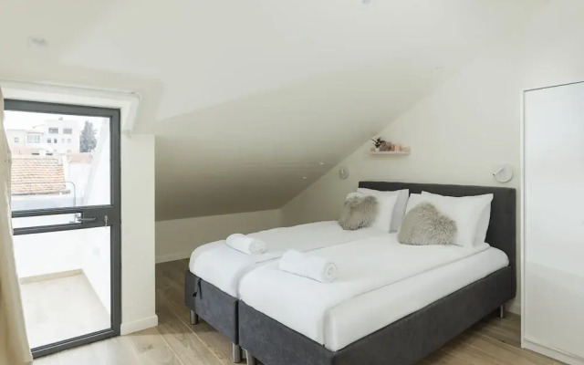 The Pearl of Nachlaot Apartments
