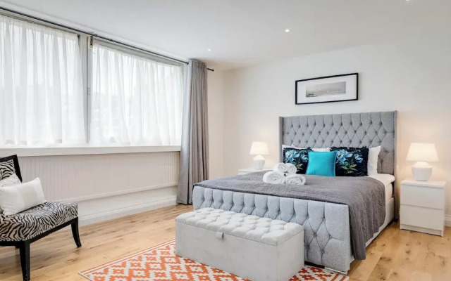 4 Bedroom Villa on Marble Arch