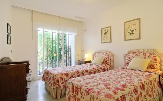 Apartment in Marbella 100628