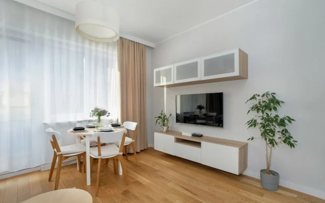Trendy Apartment Polna by Renters