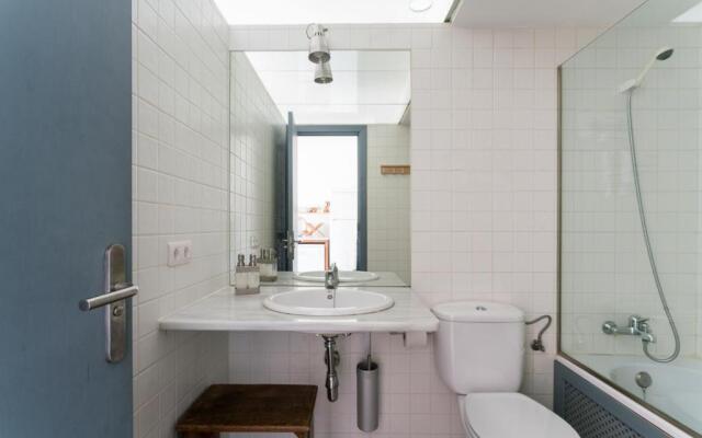 Casa de las Letrinas Baja