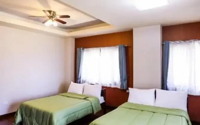 Minshuku KCS Hotel and Restaurant