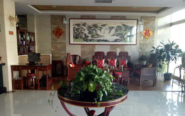 GreenTree Inn Chengde Luanping Luanyang Road Xiangyuan Road Express Hotel – Lobby – Chengde
