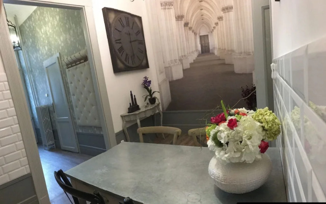 Standard Apartment by Hi5 - FehÃ©rahajÃ³