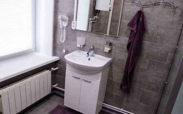 Landmark Guest House - Hostel