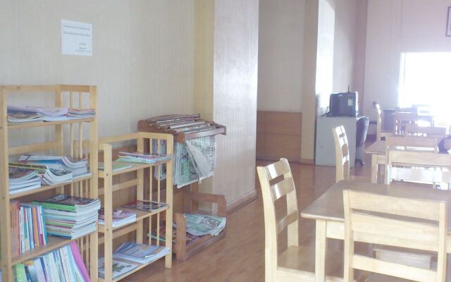 Coop Dopa Hostel