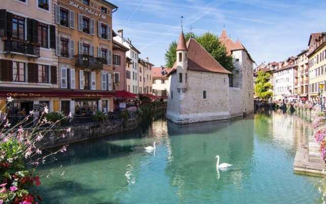 T2 Apartment Mezza Old Town