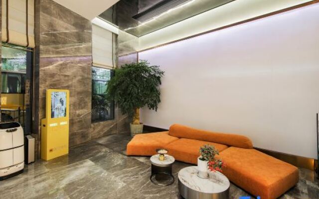 PHIREN Hotel Anji Jiuzhou Changshuo Plaza, Anji