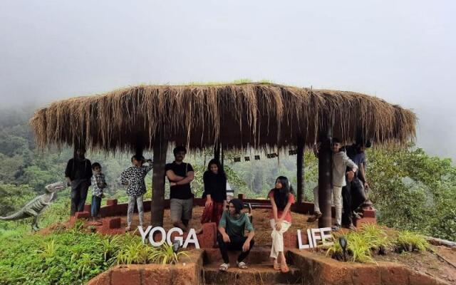 Holistic Stay Resort