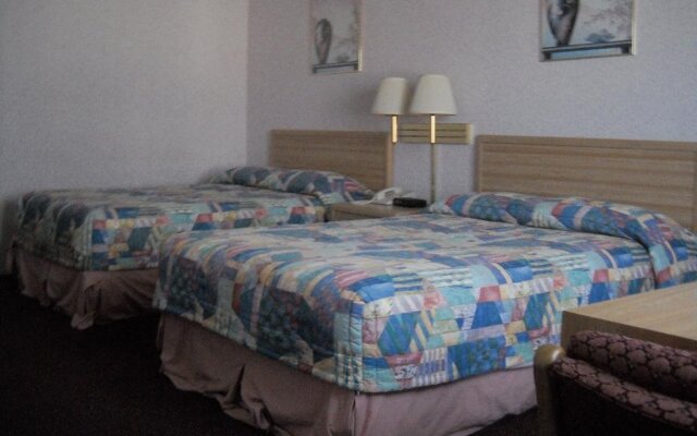 Palms Courtyard Inn