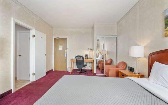 Royal Inn and Suites at Guelph