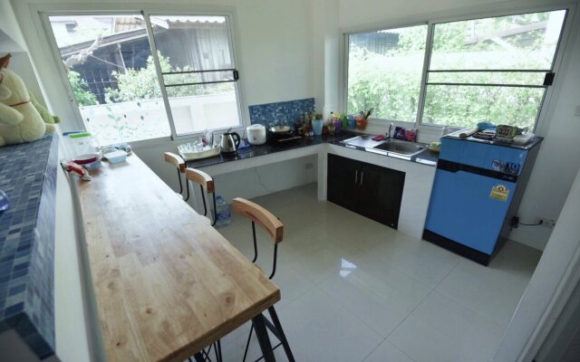 V House