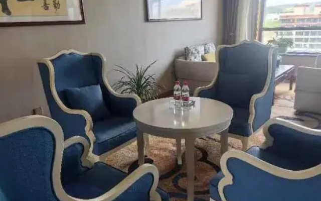 Current City Prairie International Hotel