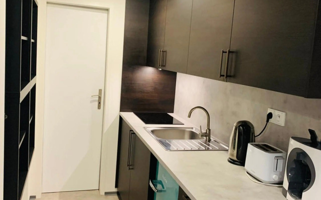 Cozy friendly place with free parking