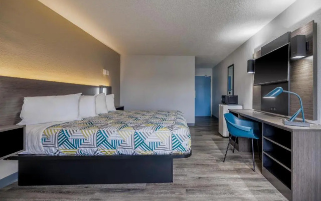 Motel 6 Franklin, OH