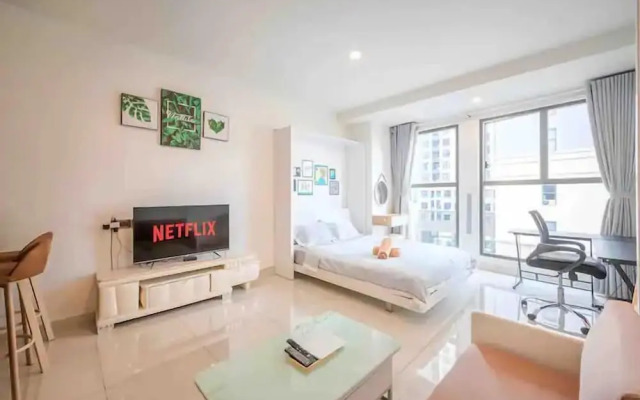 Saigon Royal View Residence & River