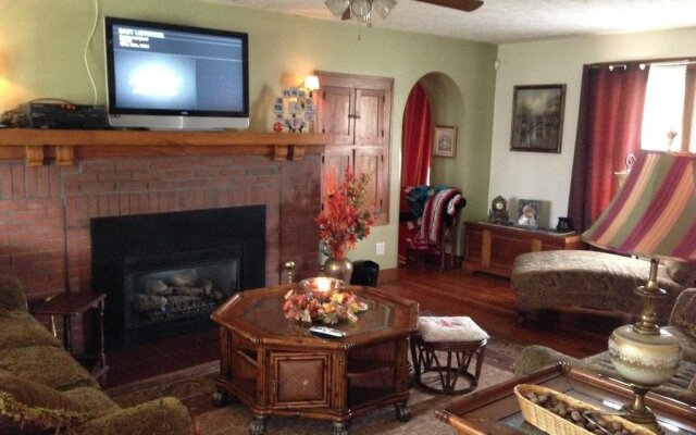Renata's Bed & Breakfast