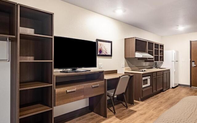 WoodSpring Suites Toledo Maumee