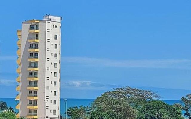 Hotel Almond Beach