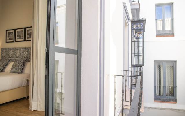 nQn Aparts & Suites Sevilla