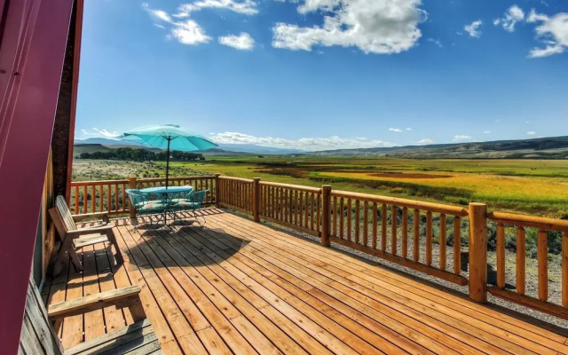 Secluded & Cozy Antimony Cabin w/ Fire Pit