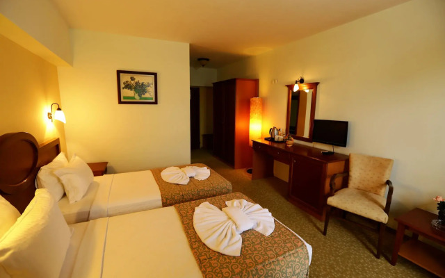 Kayhanbey Otel