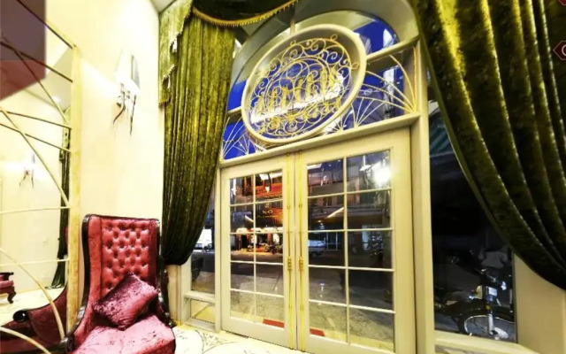 Mayana Hotel