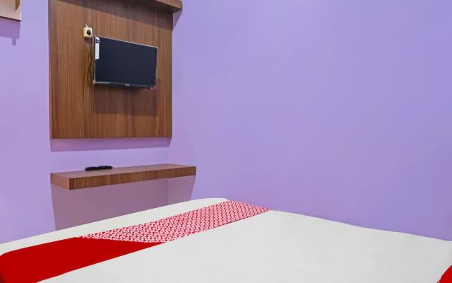 OYO Life 709 Menjangan Residence at Klayatan