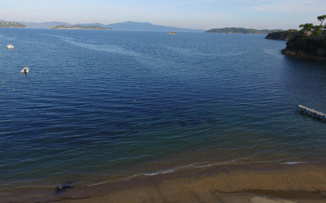 Kanapitsa Mare Hotel