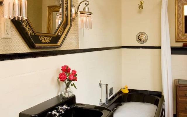 Berry Manor Inn