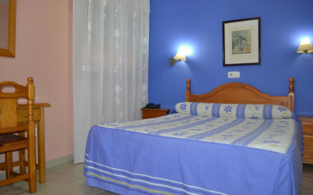 Hostal Al-Qazeres