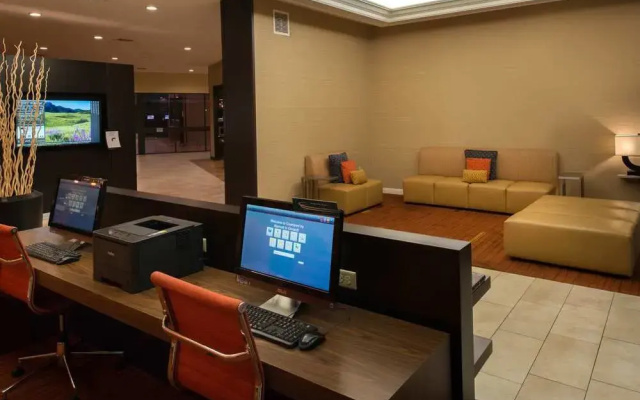 Holiday Inn OXNARD - VENTURA by IHG