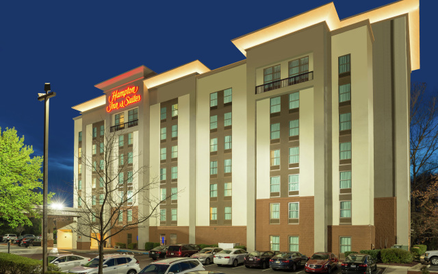 Hampton Inn Charlotte North / Lake Norman