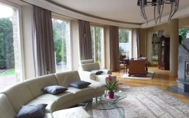 Forest Villa Leanyfalu