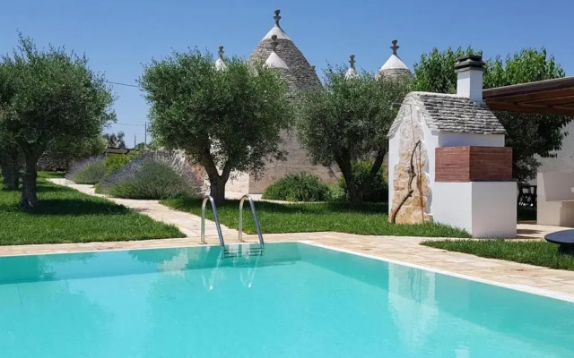 Luxury Trulli Terrarossa With Pool