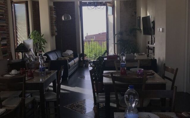 Castello D'Alcontres B&B