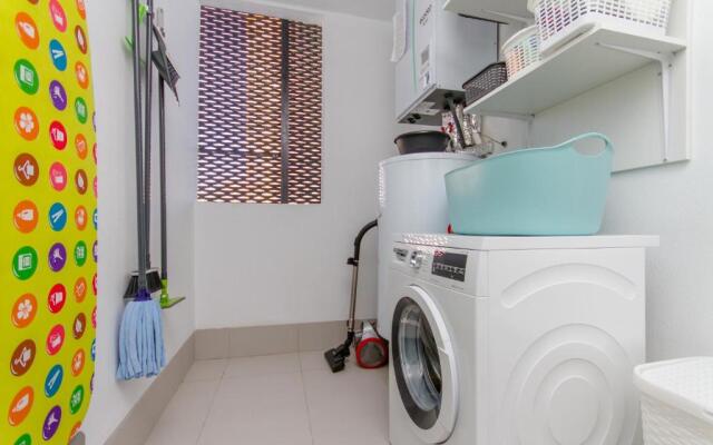 Urbano Blanco Apartments