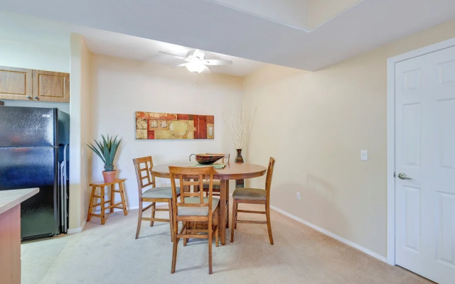 Pool Access, Private Patio & Grill: Mesa Condo!