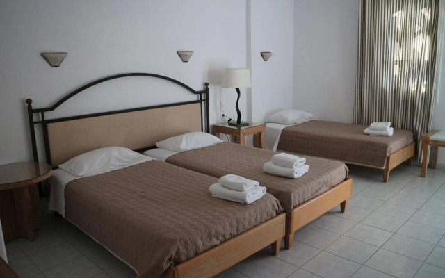 Petinaros Hotel