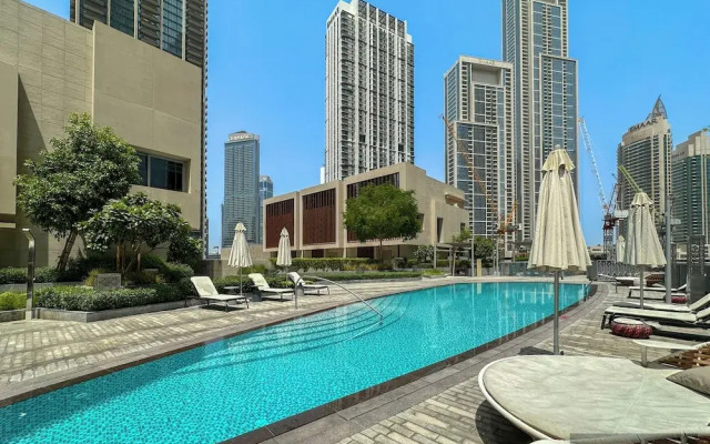 WelHome - Luxury Apartment Facing Burj Khalifa With Terrace
