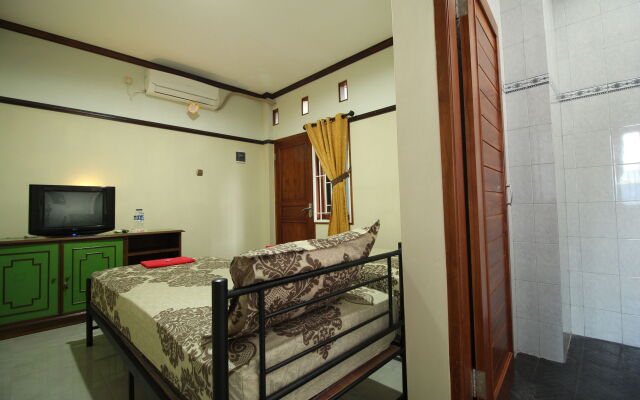 Athaya Guest House